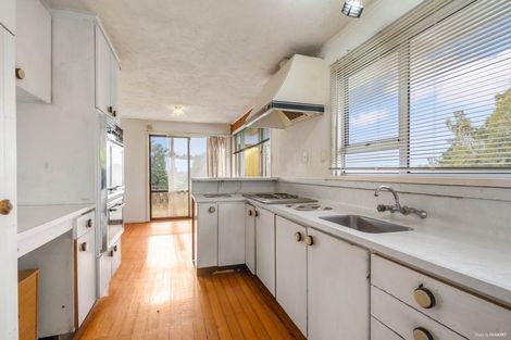 Photo of property in 7 Beverly Place, New Lynn, Auckland, 0600