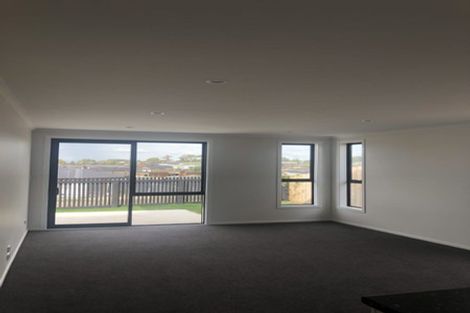 Photo of property in 70 Pragma Rise, Huntington, Hamilton, 3210