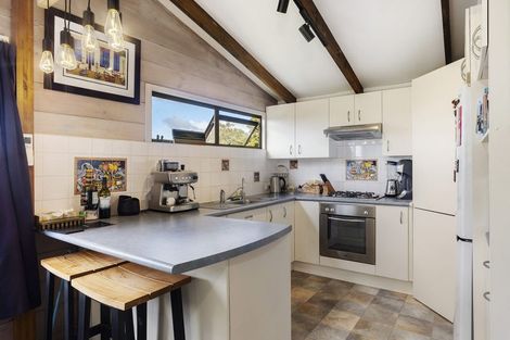 Photo of property in 2/88 Arran Road, Browns Bay, Auckland, 0630