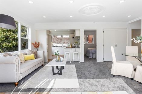 Photo of property in 4202a/2 Great North Road, Glendene, Auckland, 0602