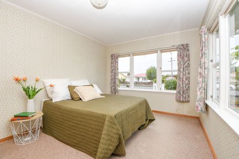 Photo of property in 9 Wakelin Street, Carterton, 5713