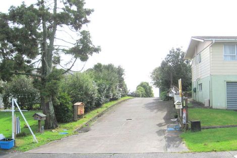 Photo of property in 40 Amorino Drive, Red Beach, 0932