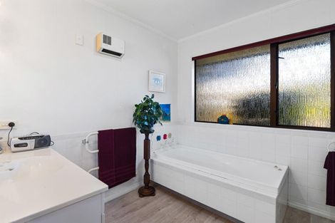 Photo of property in 35 Masefield Street, Stoke, Nelson, 7011