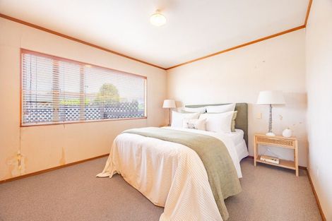 Photo of property in 2/411 Eastbourne Street East, Hastings, 4122