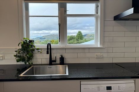 Photo of property in 41 Lincoln Avenue, Tawa, Wellington, 5028