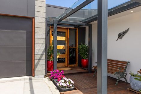 Photo of property in 10 Highfield Grove, Richmond, 7020