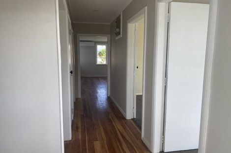 Photo of property in 11 Goldsmith Crescent, Levin, 5510