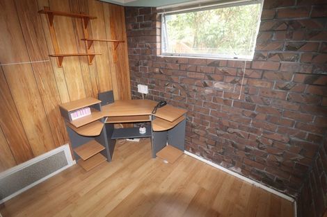 Photo of property in 10 Celeste Place, Totara Vale, Auckland, 0627