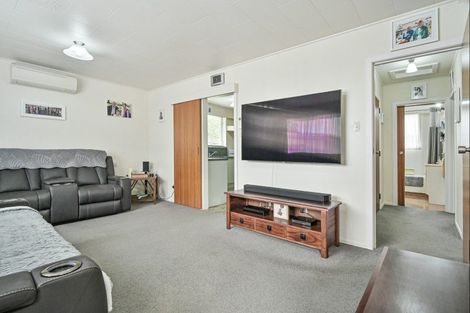 Photo of property in 2/1003 Konini Street, Mahora, Hastings, 4120