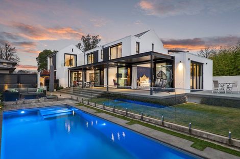 Photo of property in 7 Helmores Lane, Merivale, Christchurch, 8014