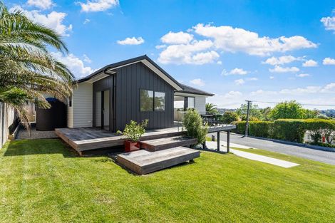 Photo of property in 12a Walbrook Road, Manly, Whangaparaoa, 0930