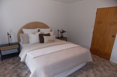 Photo of property in 16 Willowstream Grove, Cloverlea, Palmerston North, 4412