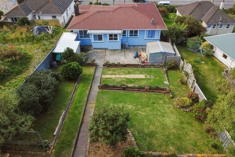 Photo of property in 30 Main Road, Wainuiomata, Lower Hutt, 5014