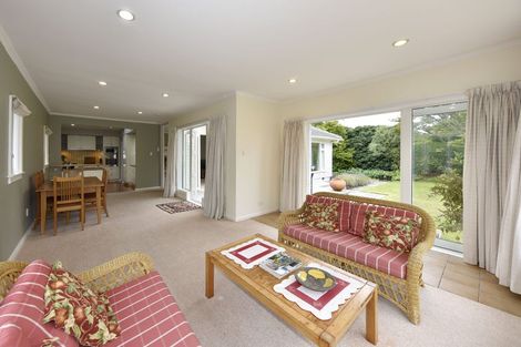 Photo of property in 98 Brookside Terrace, Bryndwr, Christchurch, 8053