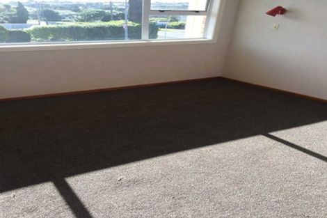 Photo of property in 176 Ngamotu Road, Spotswood, New Plymouth, 4310