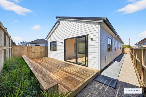 Photo of property in 13 Huringa Road, Karaka, Papakura, 2113