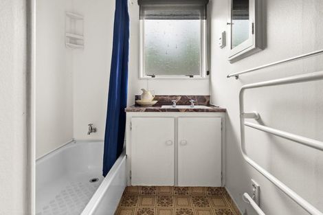 Photo of property in 2/502 Whitehead Road, Hastings, 4122