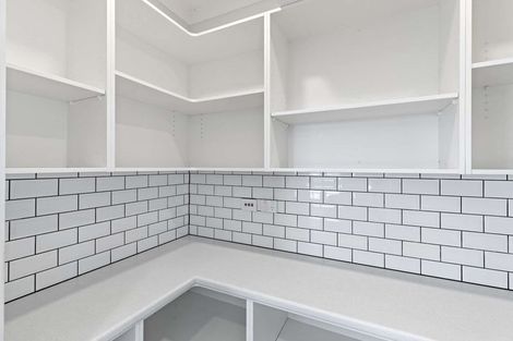 Photo of property in 25 Kauri Drive, Waiuku, 2123