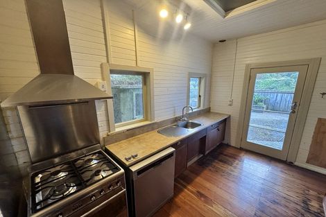 Photo of property in 4 Butt Street, Brooklyn, Wellington, 6021