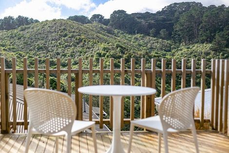 Photo of property in 103 Makara Road, Karori, Wellington, 6012