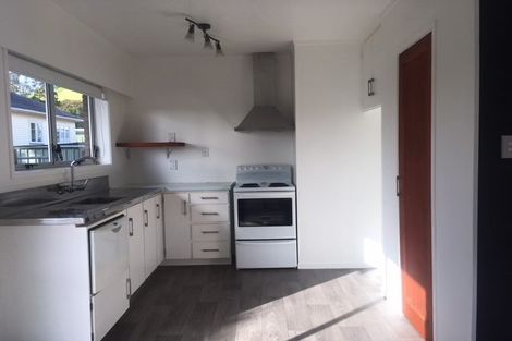 Photo of property in 2/57 Mcintyre Road, Mangere Bridge, Auckland, 2022