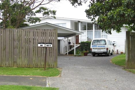 Photo of property in 23 Waterlea Avenue, Mangere Bridge, Auckland, 2022