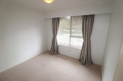 Photo of property in 10 Celeste Place, Totara Vale, Auckland, 0627