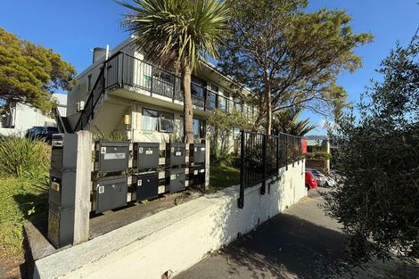 Photo of property in 8/4 Derby Street, Mount Victoria, Wellington, 6011