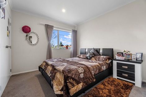 Photo of property in 2/7 Rutherford Street, Chedworth, Hamilton, 3210