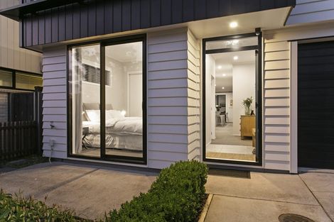 Photo of property in 23 Ian Morrison Road, Hobsonville, Auckland, 0616