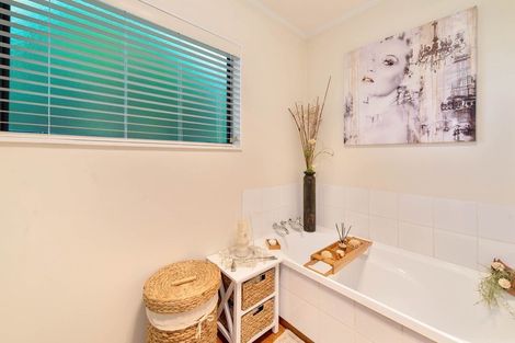 Photo of property in 62 Tawhero Street, Mamaku, 3020