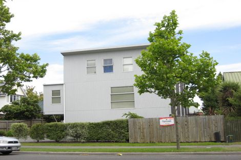 Photo of property in 3/3 Grove Road, Addington, Christchurch, 8024