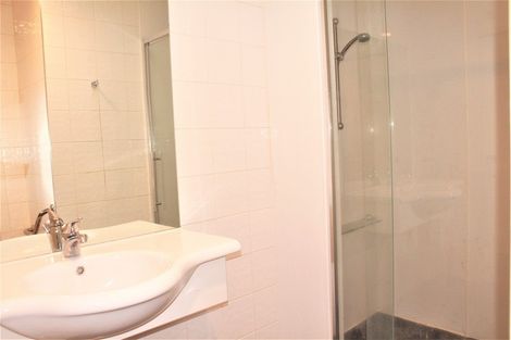 Photo of property in 201u4 Massey Street, Frankton, Hamilton, 3204