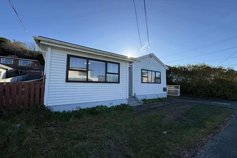 Photo of property in 8 Phillip Street, Johnsonville, Wellington, 6037