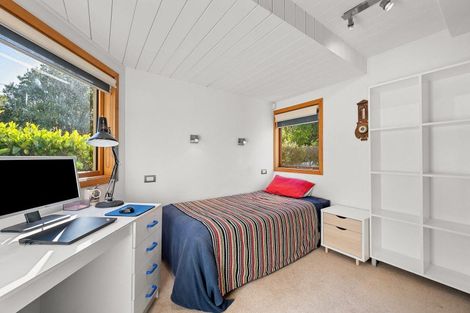 Photo of property in 37 Nicholson Road, Khandallah, Wellington, 6035