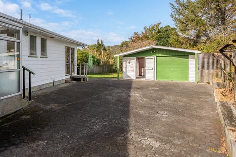 Photo of property in 30 Arawhata Road, Paraparaumu, 5032