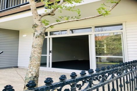 Photo of property in 5/44 Carlos Drive, Flat Bush, Auckland, 2016