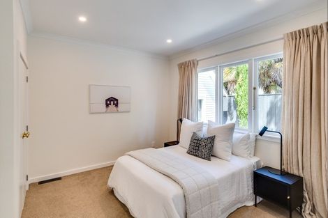 Photo of property in 9 Lindsay Street, Havelock North, 4130