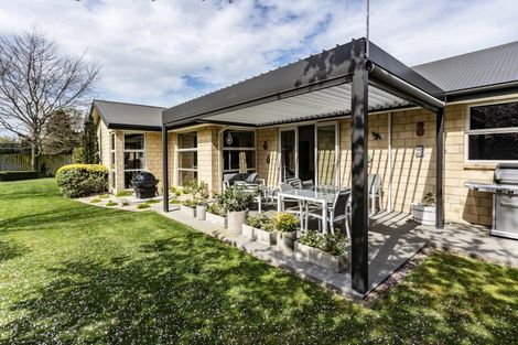 Photo of property in 38 Acacia Avenue, Rangiora, 7400