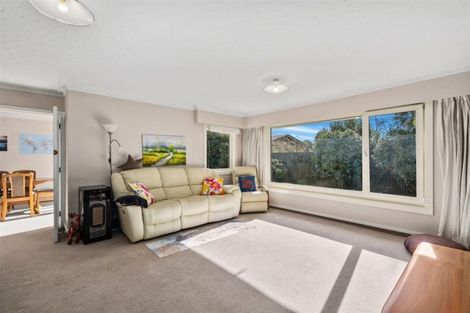 Photo of property in 16 Stormont Place, Avonhead, Christchurch, 8042