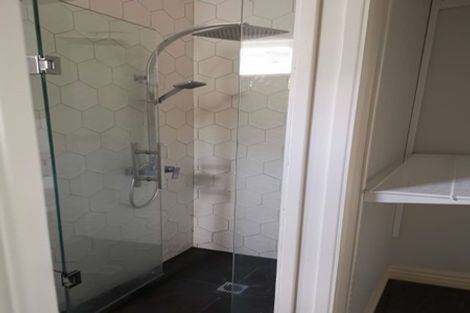 Photo of property in 9/2 Georgia Terrace, Albany, Auckland, 0632