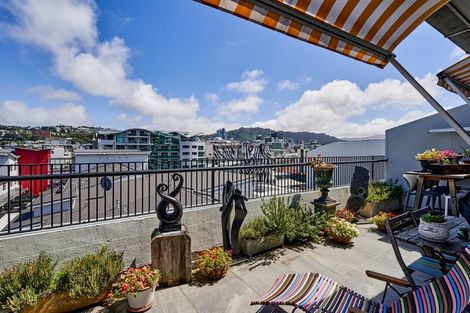 Photo of property in Tennyson Apartments, 4/25 Tennyson Street, Te Aro, Wellington, 6011