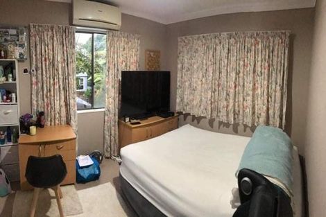 Photo of property in 39 Amapur Drive, Khandallah, Wellington, 6035