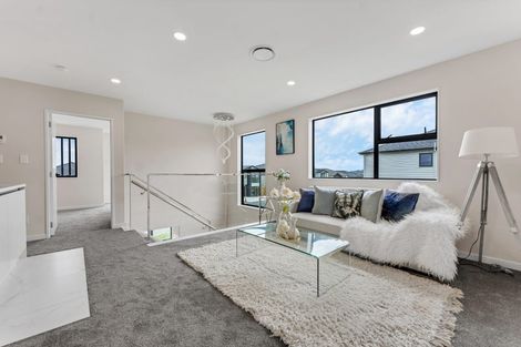 Photo of property in 22 Black Shed Road, Flat Bush, Auckland, 2019