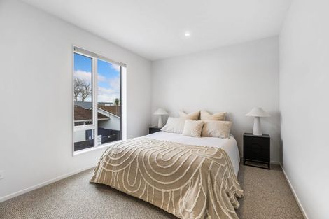 Photo of property in 3/92 Holly Road, St Albans, Christchurch, 8014