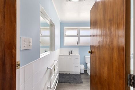 Photo of property in 76 Dundas Road, Sanson, 4817