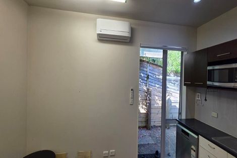 Photo of property in 5 Hazel Glen, Bayview, Auckland, 0629