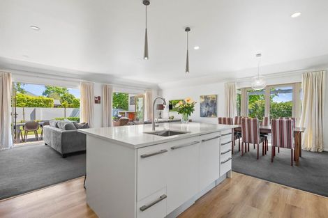 Photo of property in 1 Springvale Gardens, Harewood, Christchurch, 8051