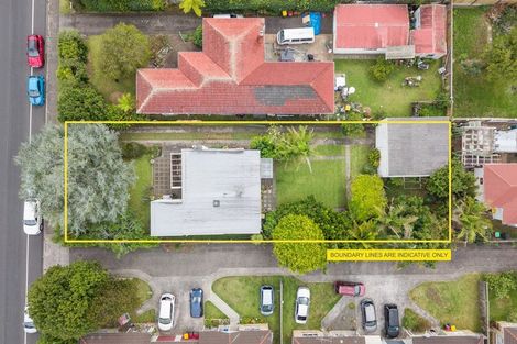 Photo of property in 55 Coronation Road, Mangere Bridge, Auckland, 2022