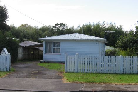 Photo of property in 1/23 Longburn Road, Henderson, Auckland, 0610